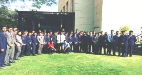 Sushi Momo Demonstration with students in Pune